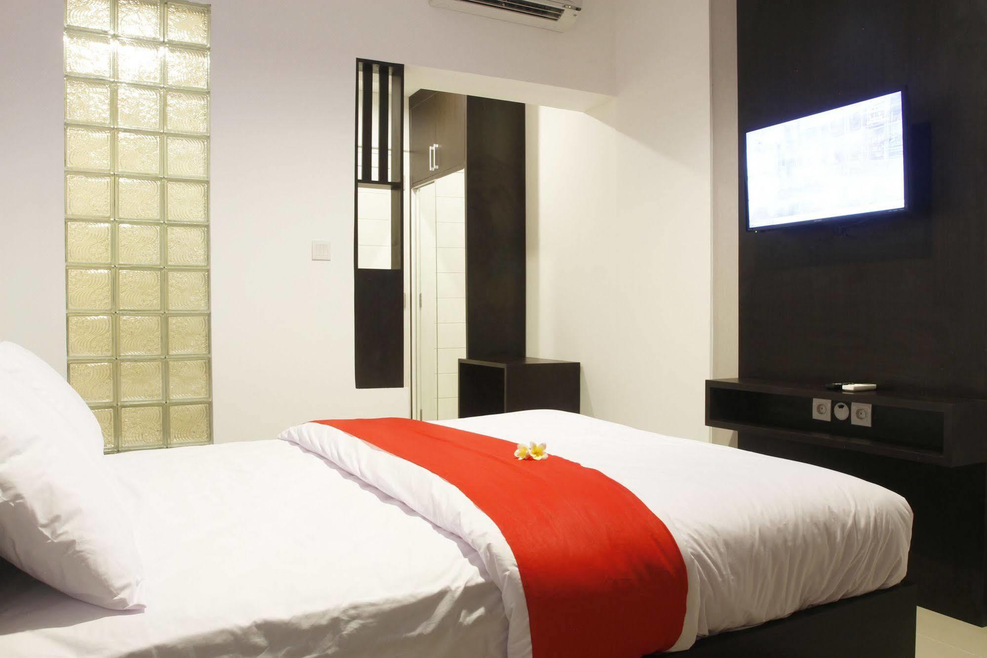 Lowcost Bed & Breakfast Jimbaran Екстериор снимка
