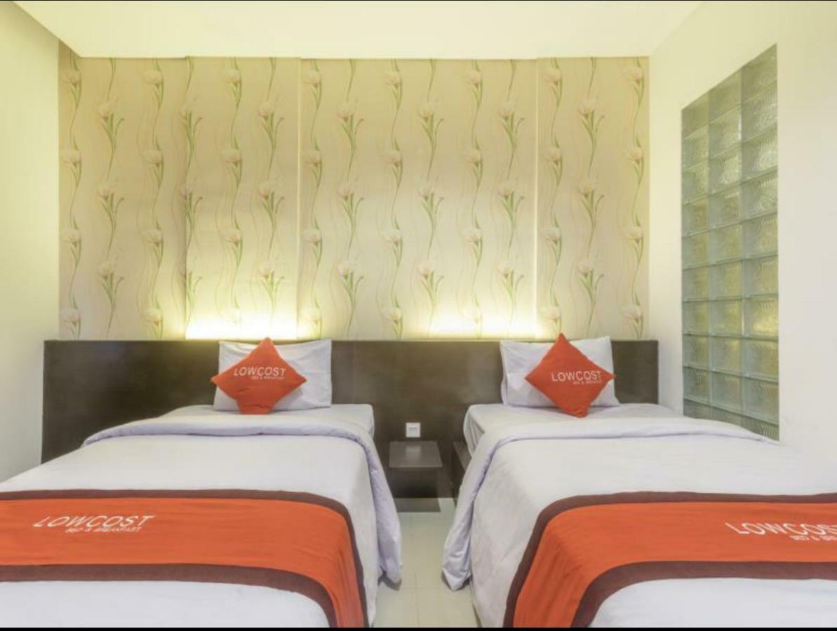 Lowcost Bed & Breakfast Jimbaran Екстериор снимка